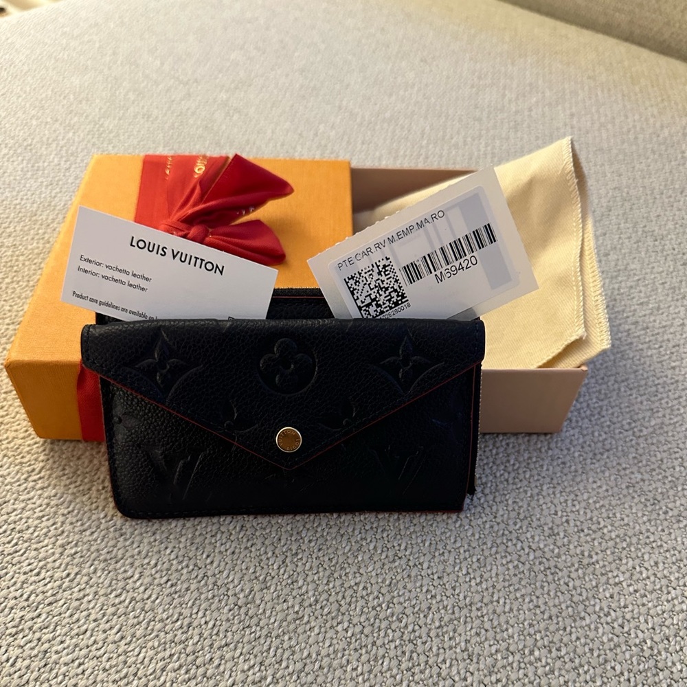 LV recto Versa in empriente leather - navy/blue